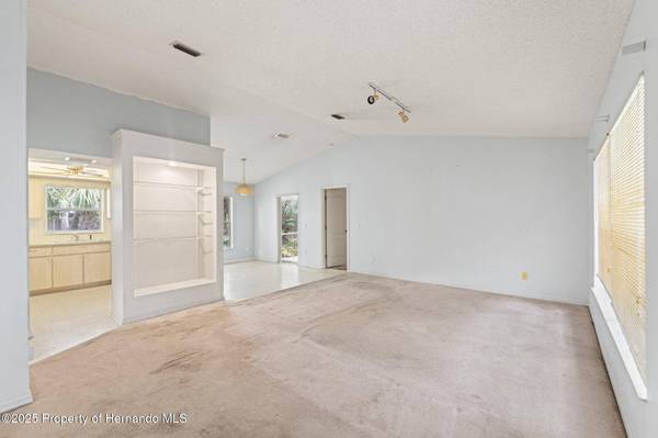 2418 Deltona Boulevard, Spring Hill, FL 34606