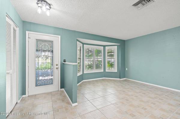 7134 POND VIEW Court, Spring Hill, FL 34606