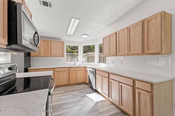 6718 W Pershing Drive, Homosassa, FL 34448