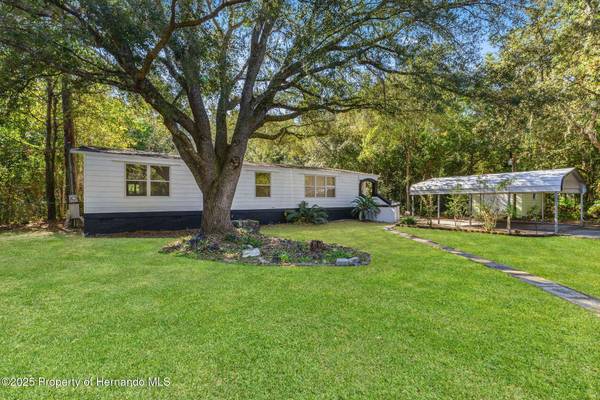 6718 W Pershing Drive, Homosassa, FL 34448