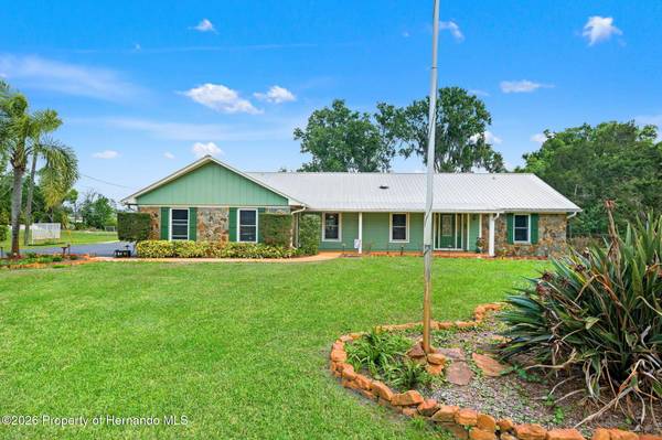 4252 Alpine Road, Land O'lakes, FL 34639