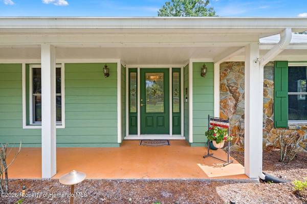 4252 Alpine Road, Land O'lakes, FL 34639