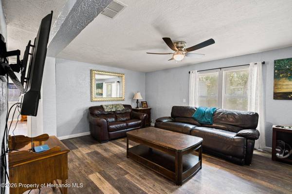 8343 Yellow Pine Avenue, Brooksville, FL 34613