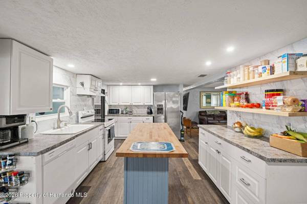 8343 Yellow Pine Avenue, Brooksville, FL 34613