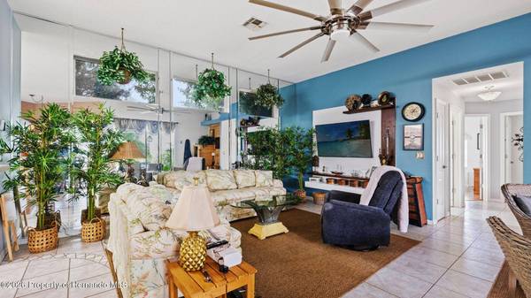9458 Northvale Street, Spring Hill, FL 34608