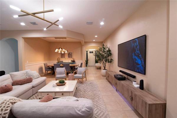 8797 BELLA VITA CIR, Land O Lakes, FL 34637