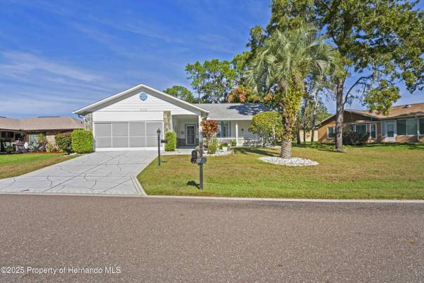 7107 Pond View Court, Spring Hill, FL 34606