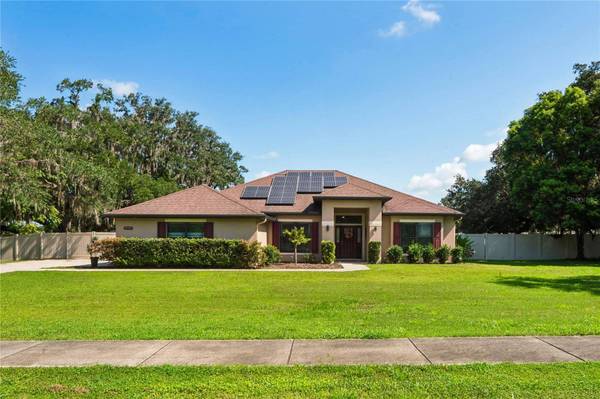 27725 CENTURY OAKS CT, Dade City, FL 33525