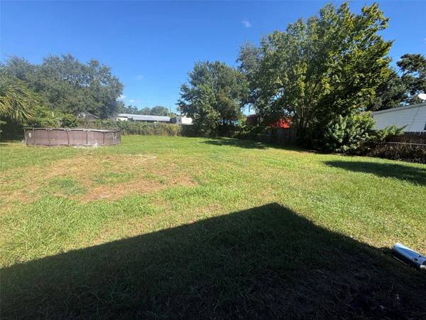 5013 MARC DR, Tampa, FL 33619