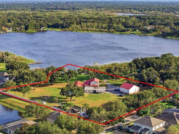 505 LAKESIDE DR, Seffner, FL 33584