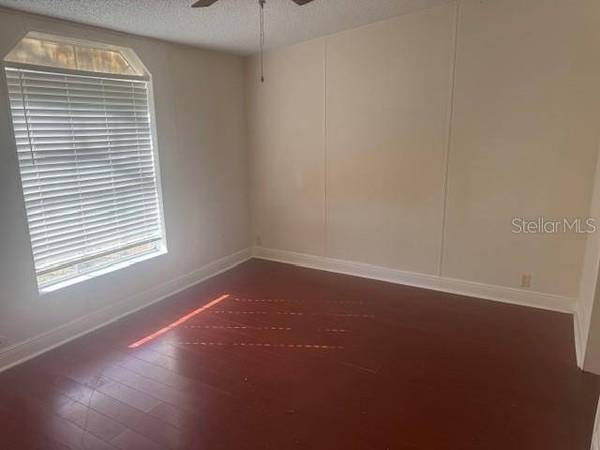 5015 MARC DR, Tampa, FL 33619