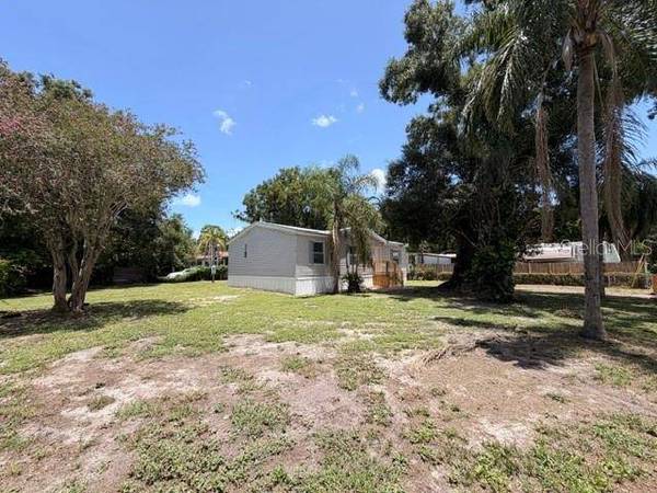 4301 SHERWICK DR, Tampa, FL 33610