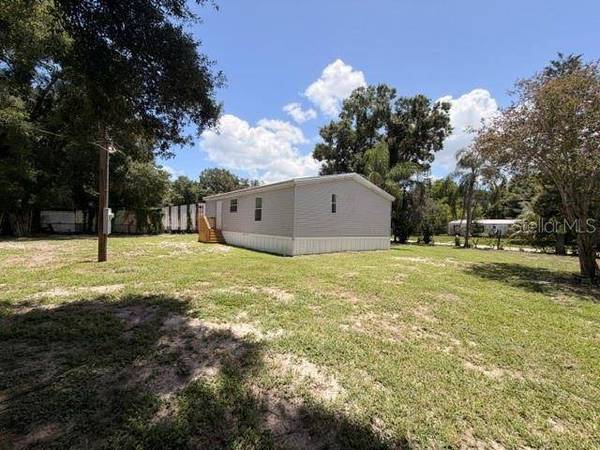 4301 SHERWICK DR, Tampa, FL 33610