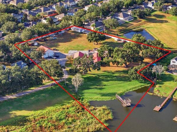 505 LAKESIDE DR, Seffner, FL 33584