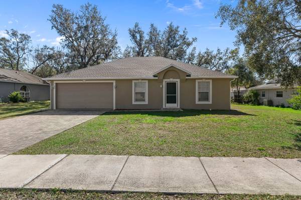 2156 Deltona Blvd, Spring Hill, FL 34606-3219
