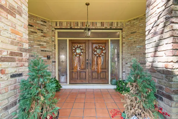 9 Camden Oaks, San Antonio, TX 78248