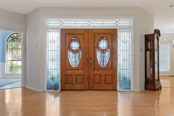 9 Camden Oaks, San Antonio, TX 78248