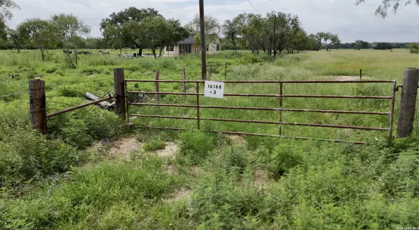 16168 Gable, St Hedwig, TX 78152