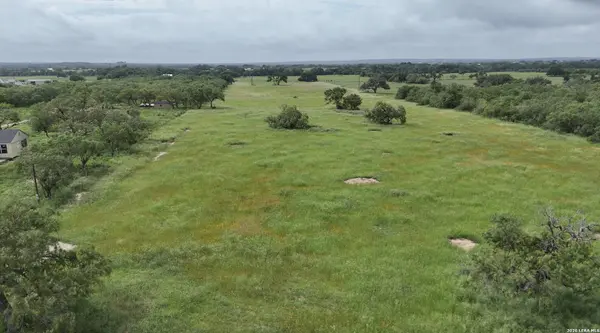 16168 Gable, St Hedwig, TX 78152