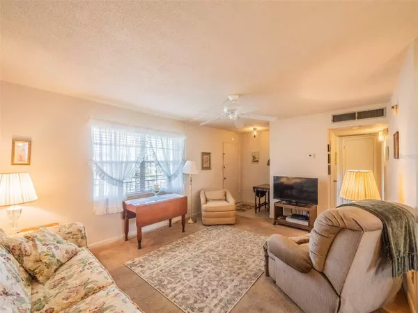 5505 HERNANDES DR #204, Orlando, FL 32808