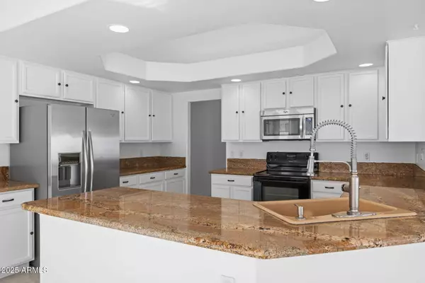 3930 E INDIGO BAY Court, Gilbert, AZ 85234