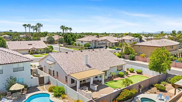 3930 E INDIGO BAY Court, Gilbert, AZ 85234