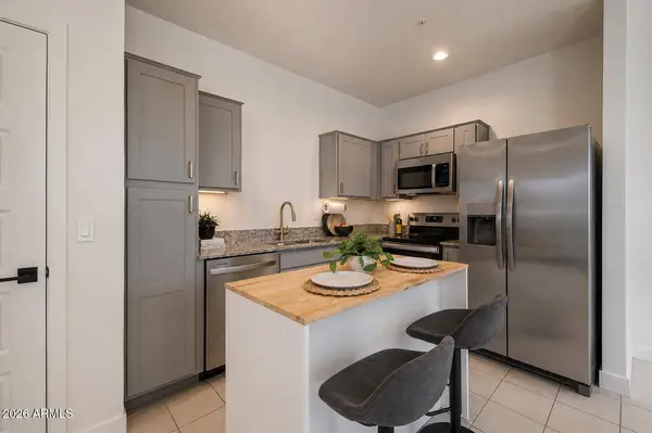 2275 W HARMONT Drive, Phoenix, AZ 85021