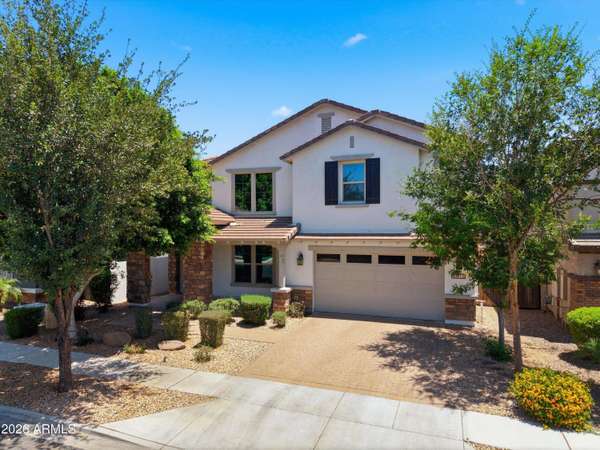 4913 S MOCCASIN Trail, Gilbert, AZ 85298