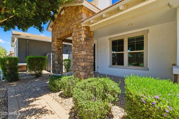 4913 S MOCCASIN Trail, Gilbert, AZ 85298