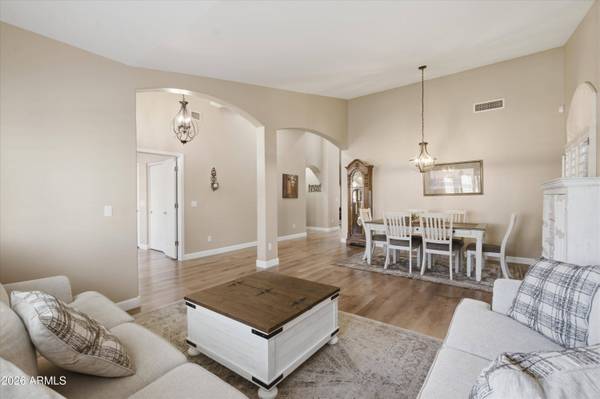 702 W SAN PEDRO Street, Gilbert, AZ 85233