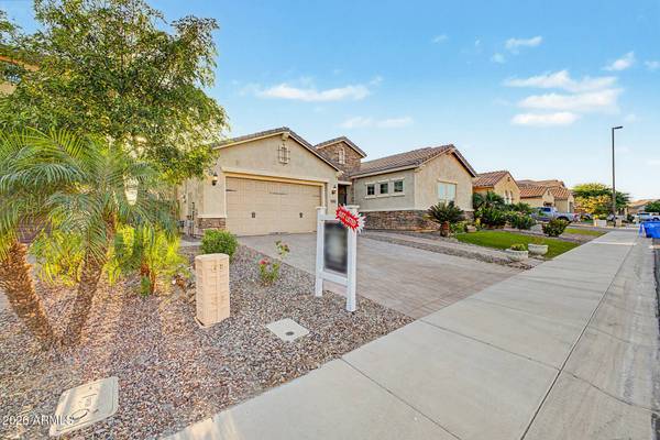 5030 S SETON Avenue, Gilbert, AZ 85298