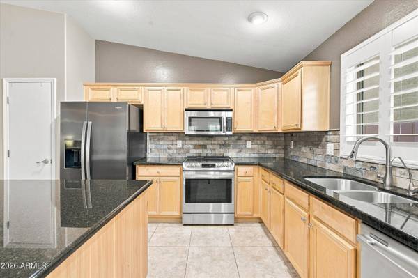 21904 E VIA DEL RANCHO Road, Queen Creek, AZ 85142