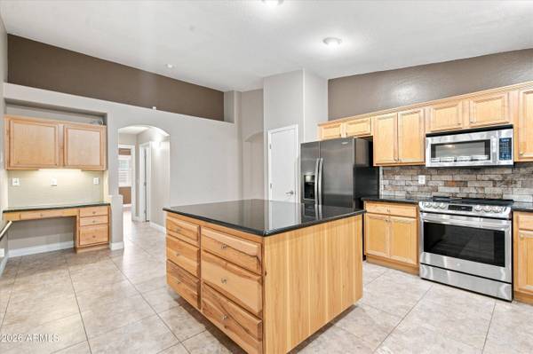 21904 E VIA DEL RANCHO Road, Queen Creek, AZ 85142