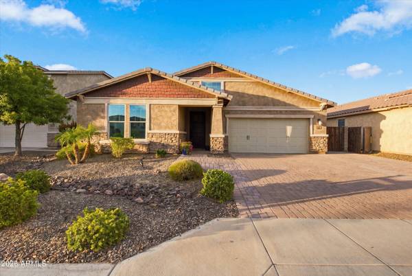 3874 E STRAWBERRY Drive, Gilbert, AZ 85298