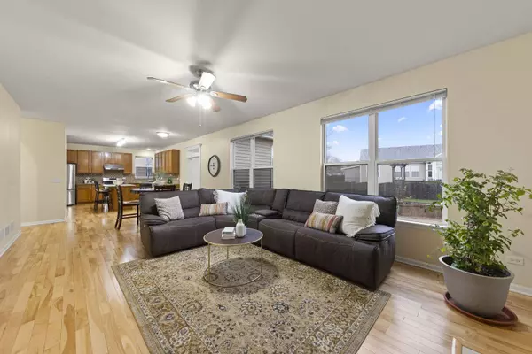 24418 CHAMPION Drive, Plainfield, IL 60585