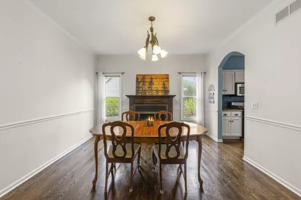 260 Isleview Drive, Oswego, IL 60543