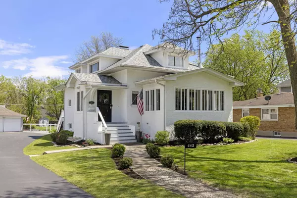 443 S Summit Avenue, Villa Park, IL 60181