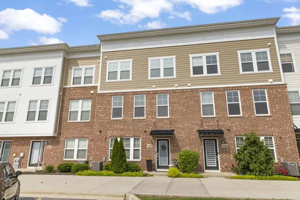 6308 Main Street, Woodridge, IL 60517