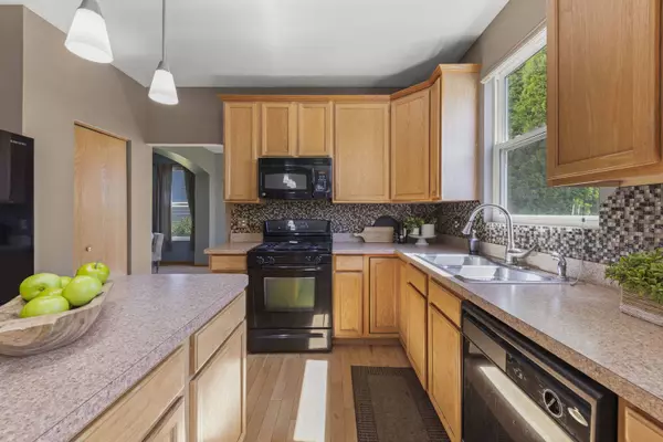 24525 Champion Drive, Plainfield, IL 60585