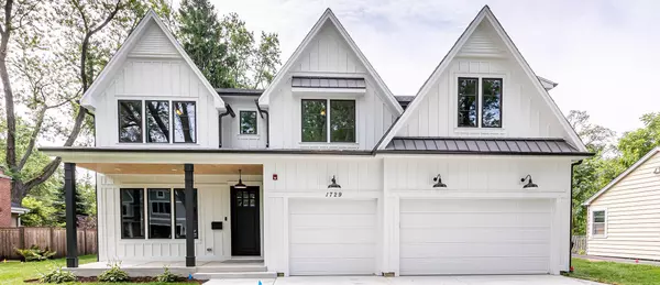 316 Hemlock Lane, Naperville, IL 60540