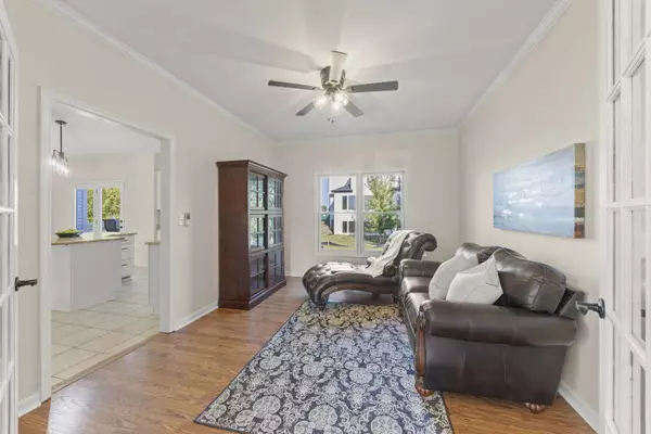 4112 SCHILLINGER Drive, Naperville, IL 60564