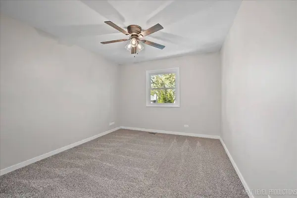 791 Cottonwood Drive, North Aurora, IL 60542