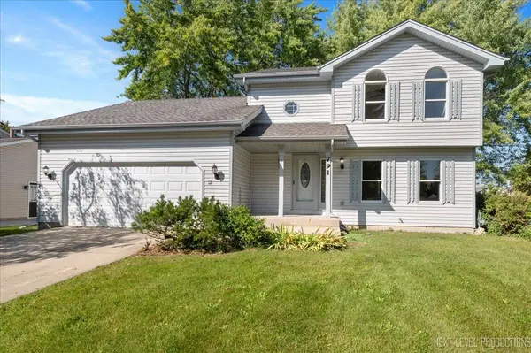 791 Cottonwood Drive, North Aurora, IL 60542