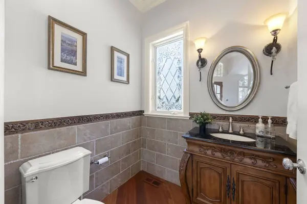 411 W Jefferson Avenue, Naperville, IL 60540