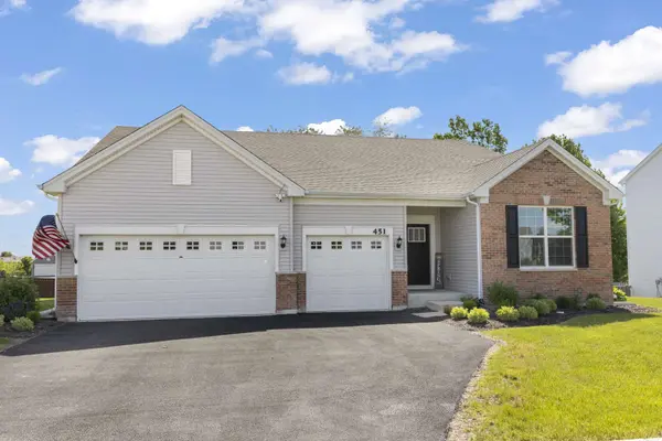 451 Parkside LN, Yorkville, IL 60560