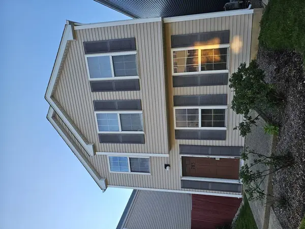 783 Four Seasons BLVD, Aurora, IL 60504