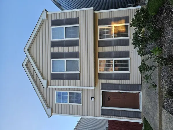 783 Four Seasons BLVD, Aurora, IL 60504