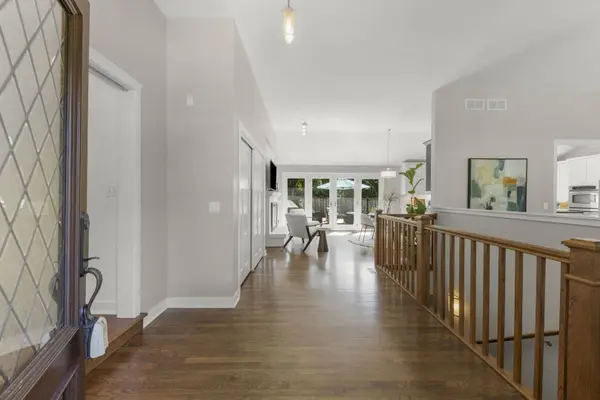 1008 Anne RD, Naperville, IL 60540