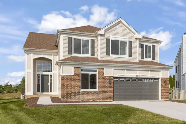 623 Wintergreen CIR, Naperville, IL 60540