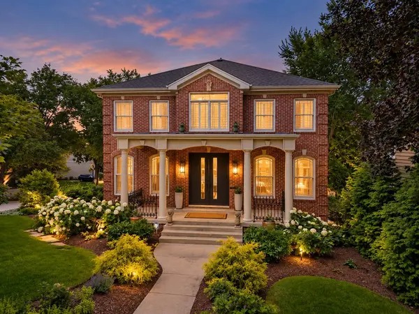 26 N Julian ST, Naperville, IL 60540